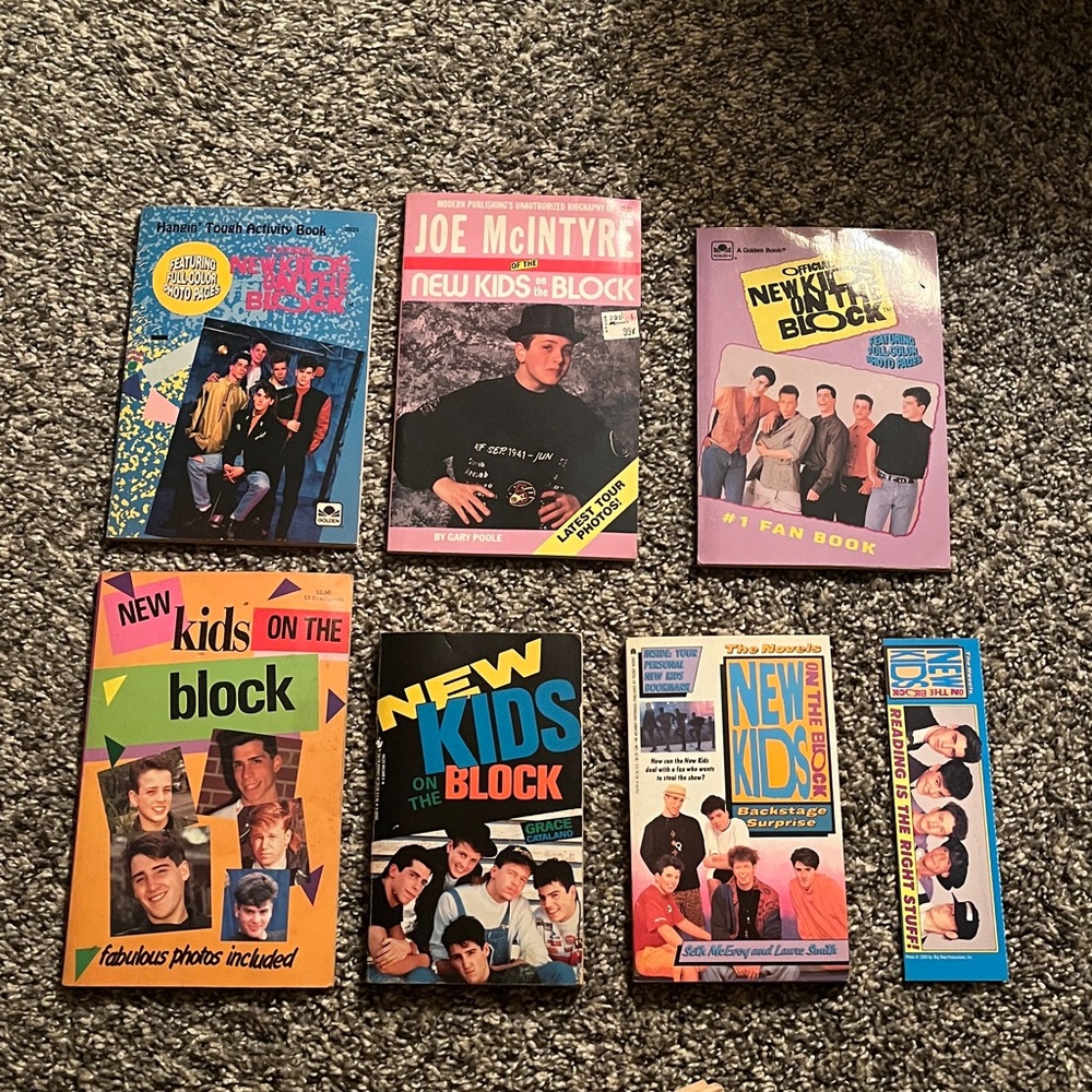 New Kids on the Block Book Bundle Collection 6 NKOTB books + bookmark